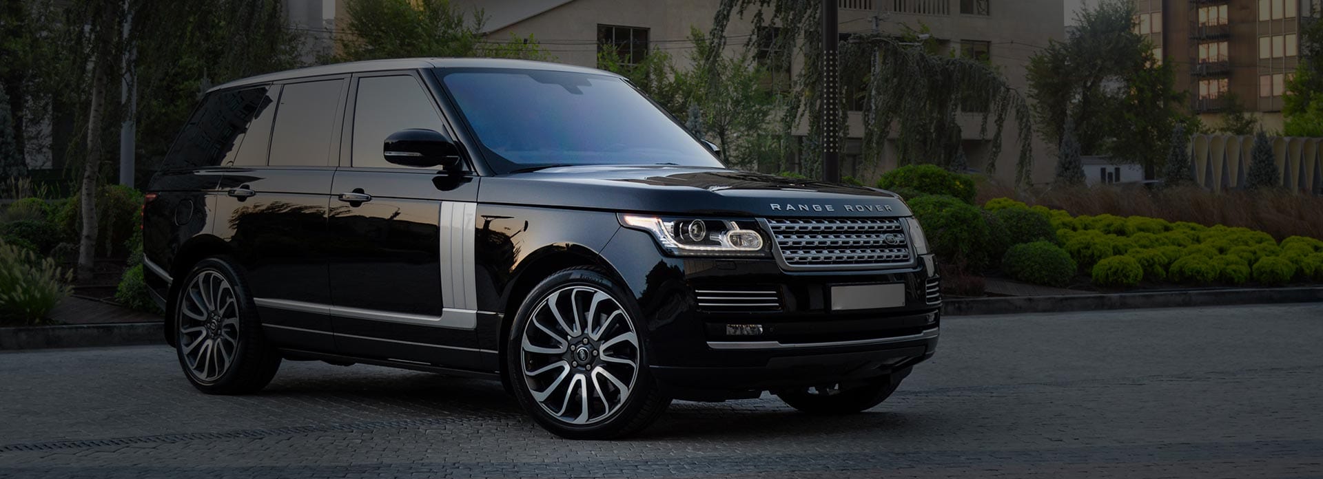 range-rover-banner